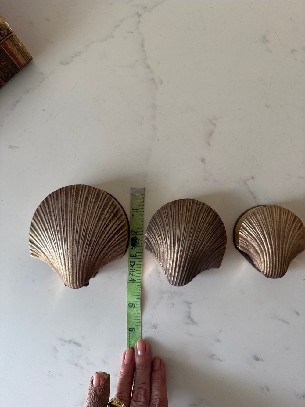 Vintage Nesting Brass Shell Trinket boxes Set of 3 - Picture 10 of 14